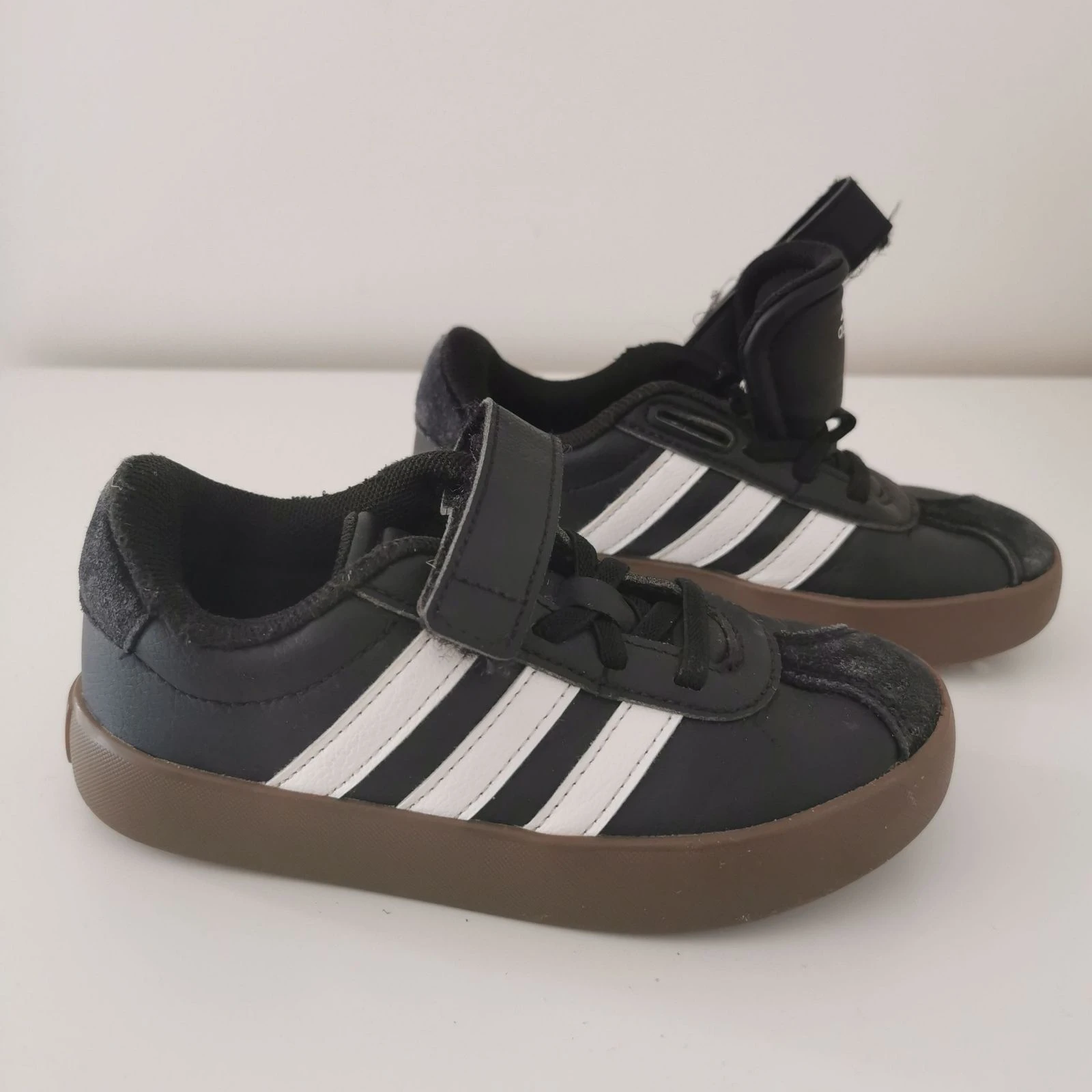 Adidas VL Court 3.0 Enfant Noir – Taille 28 – Scratch & Lacets élastiques